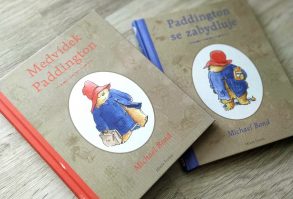 Kniha Medvídek Paddington a Paddington se zabydluje